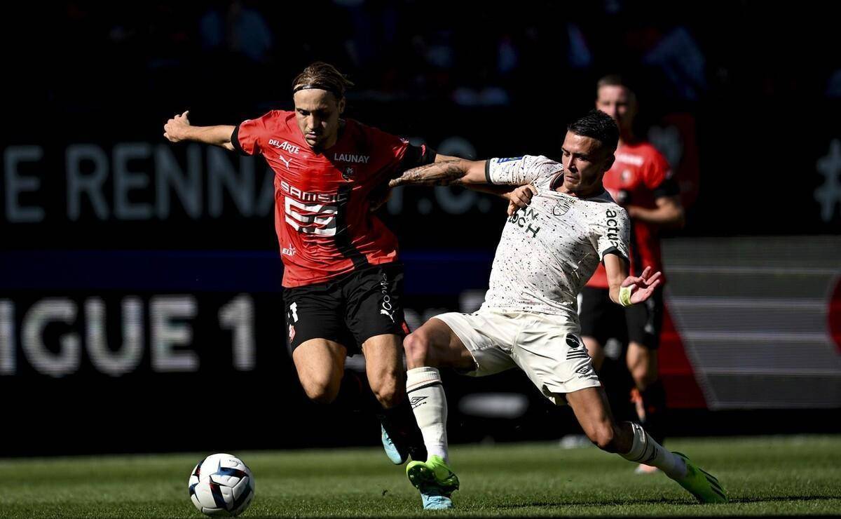 包含柏林赫塔逆袭重获胜利，复苏德甲征程的词条