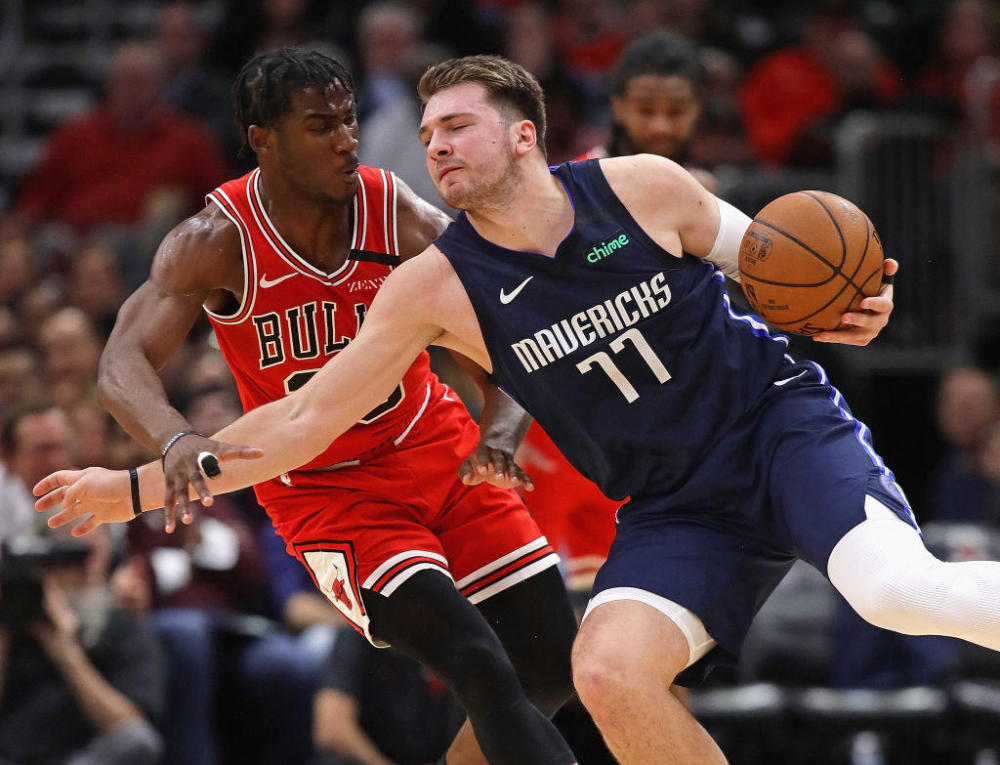 雄鹿鏖战奇才，麦科勒姆高光表现