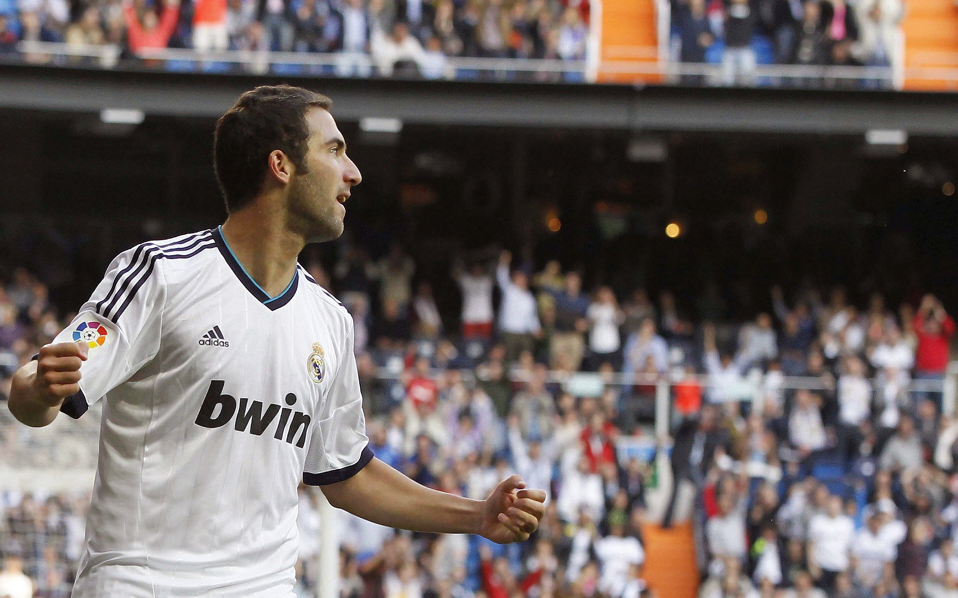 开云体育下载-范弗利特末节独揽15分导演逆转，爵士窒息防守令勇士窒息吞败